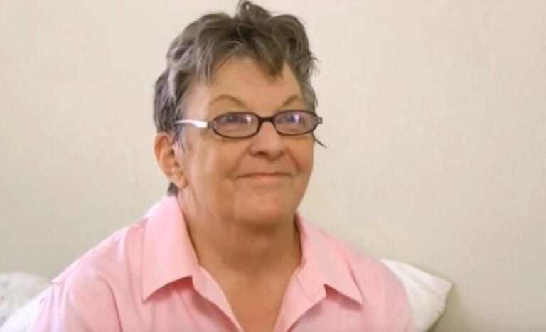 90 day fiance mother debbie johnson