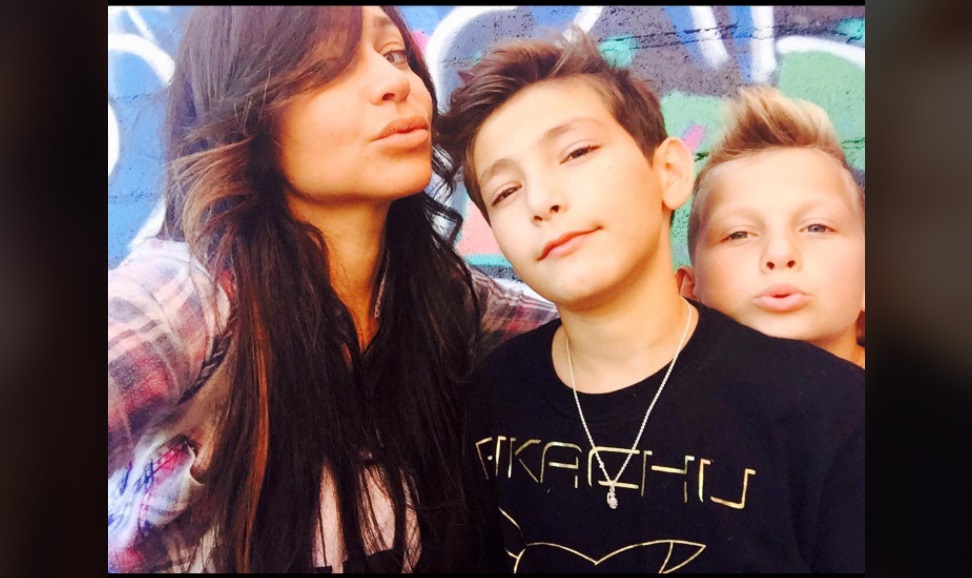 Darcey & Stacey - Stacey and Her Sons Mateo and Parker