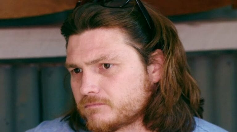 90 day fiance syngin colchester blue shirt