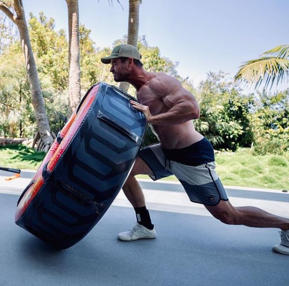 Christ Hemsworth Workout Instagram