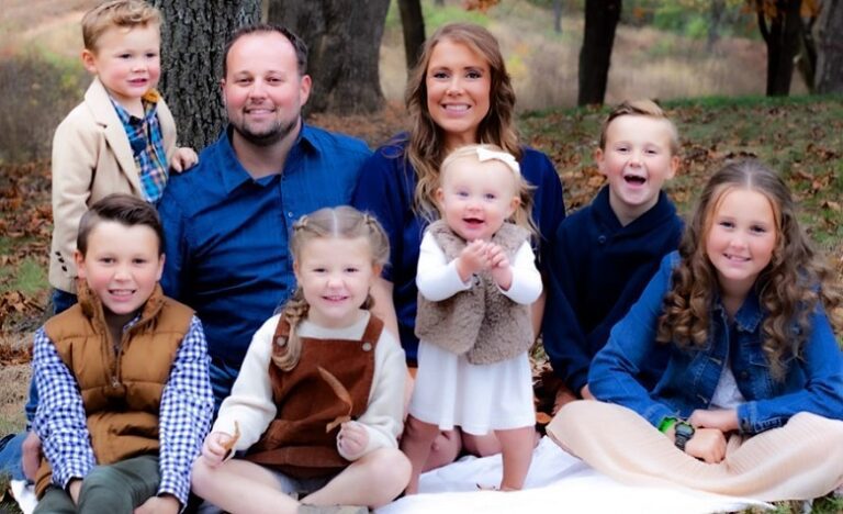 Anna Duggar Josh Duggar Kids Instagram