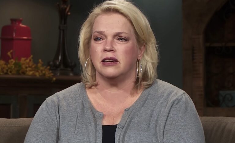 Janelle Brown 3 YouTube