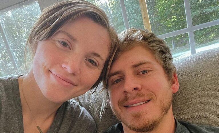 Counting On Joy-Anna Austin Forsyth Instagram