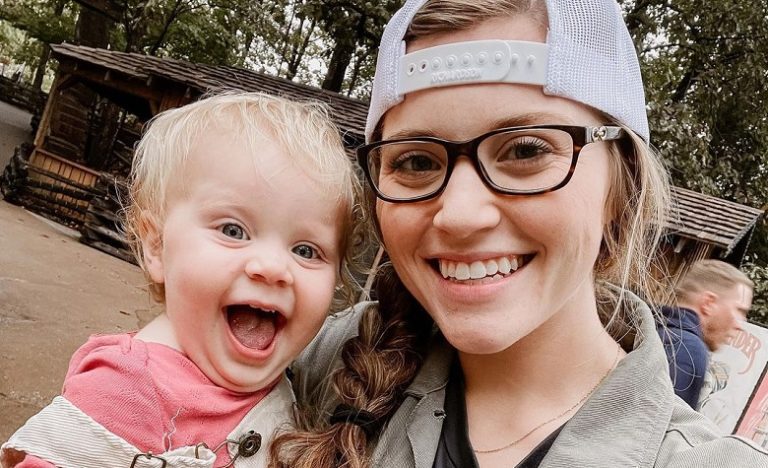 Joy-Anna Evelyn Instagram