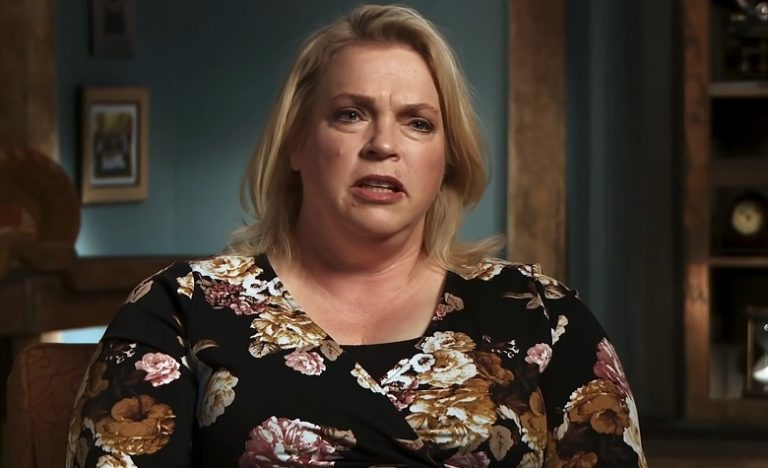 Janelle Brown 1 YouTube