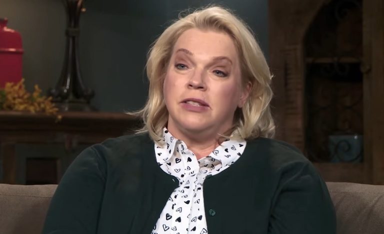 Janelle Brown 1 YouTube