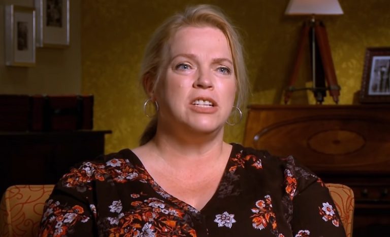 Janelle Brown 1 YouTube