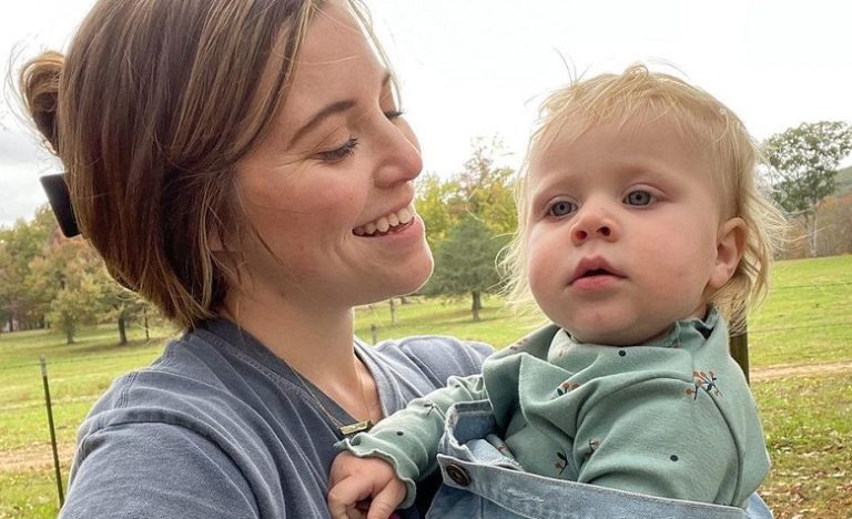 Joy-Anna Duggar Evelyn Instagram