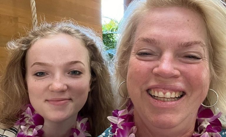 Janelle Savanah Instagram