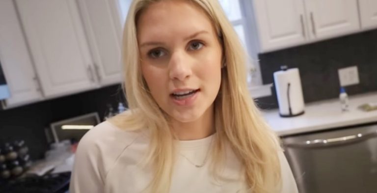 Katie Bates From Bringing Up Bates, Sourced From Travis and Katie YouTube