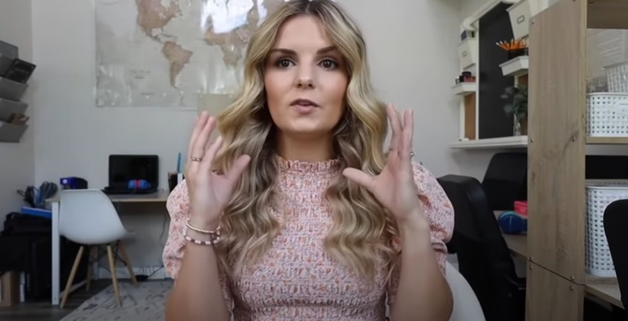 Alyssa Bates From Bringing Up Bates, Sourced From the Webster Family YouTube