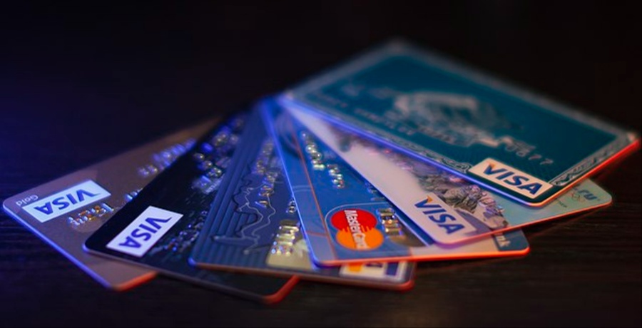 Credit Cards Wikimedia Commons